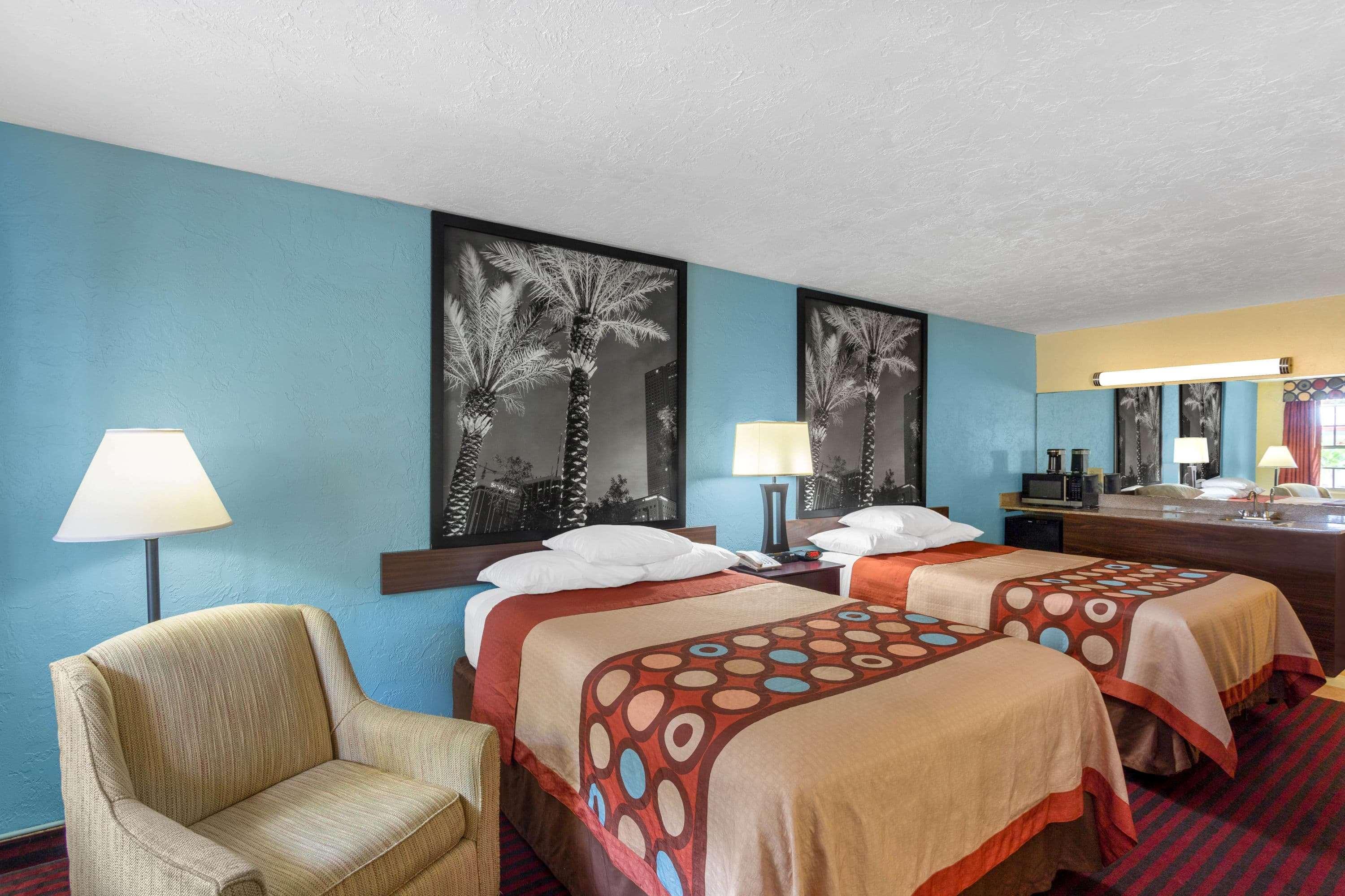 Motel Super 8 By Wyndham Sarasota Area