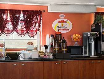 Super 8 By Wyndham Sarasota Area